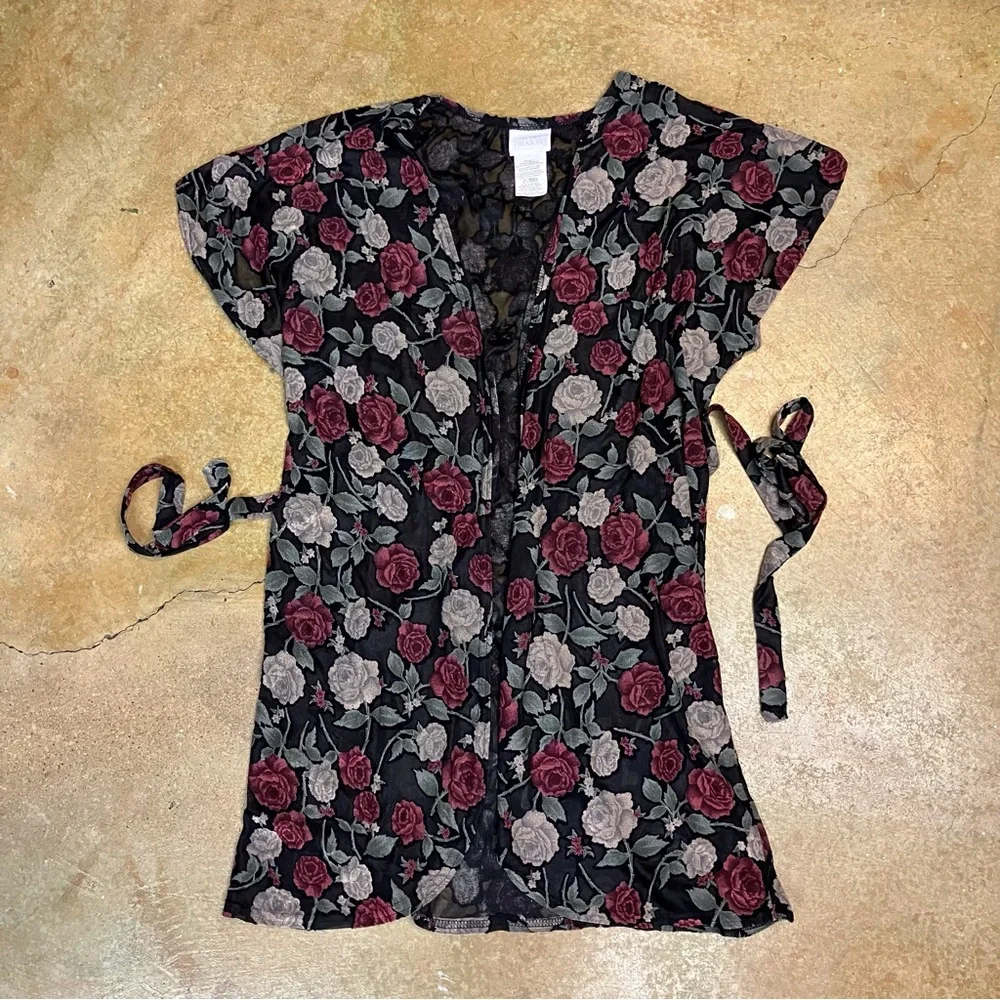Secret Treasures floral robe! - Picture 3 of 5
